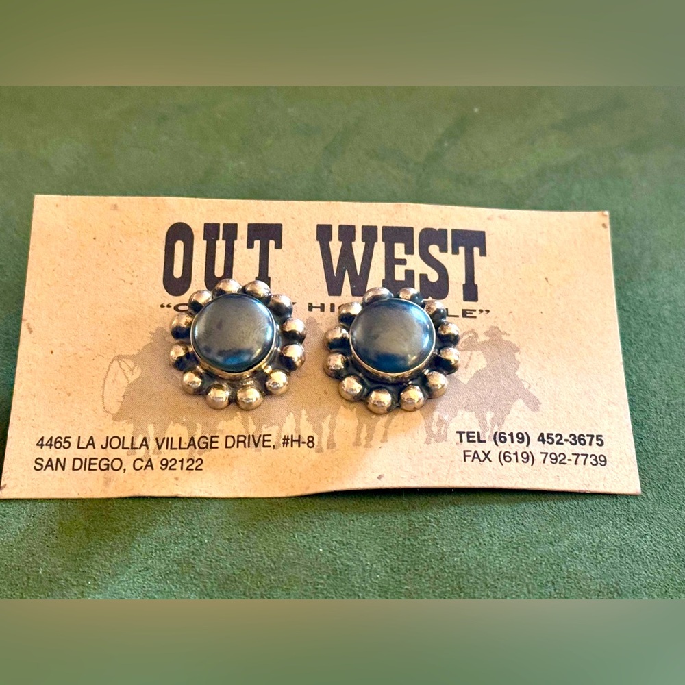 Vintage Sterling Silver Hematite (?) Post Earrings - Picture 3 of 10